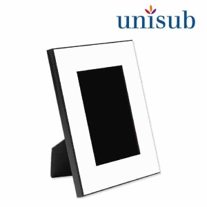 UN.5659.jpg